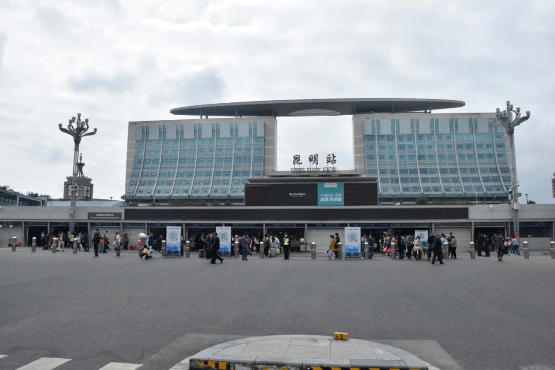 佛山到昆明空運物流公司-佛山至昆明物流貨運專線海陸空運輸一體化服務