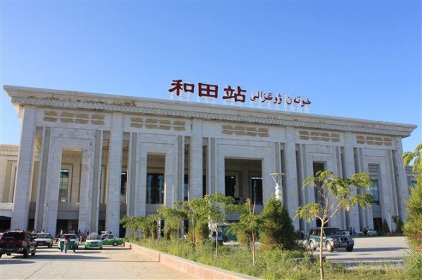 佛山到和田空運物流公司-佛山至和田物流貨運專線海陸空運輸一體化服務